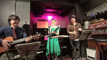 vlcsnap-2014-04-30-04h58m04s109.jpg