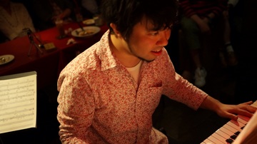 vlcsnap-2014-05-18-00h40m52s64.jpg