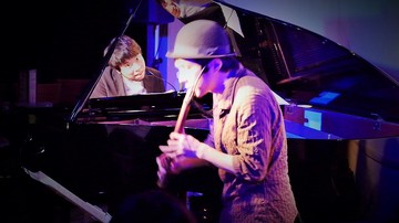 vlcsnap-2014-11-16-01h07m00s235.jpg